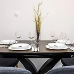 Kapana Beat 2-bedroom Apt. Center *