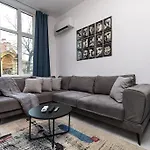 Kapana Beat 2-bedroom Apt. Center Φιλιππούπολη