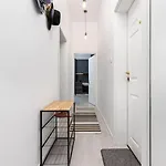 Kapana Beat 2-bedroom Apt. Center Διαμέρισμα