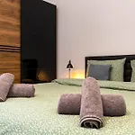 Kapana Beat 2-bedroom Apt. Center * Φιλιππούπολη