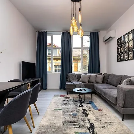 Appartamento Kapana Beat 2-bedroom Apt. Center *